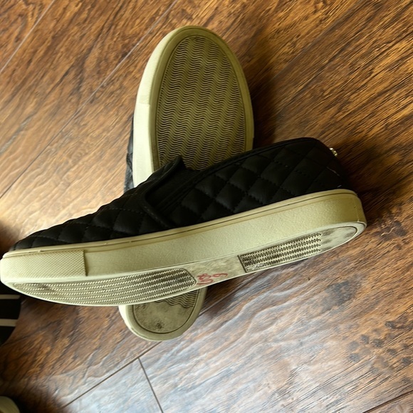 Steve madden slip on‎ size 7 - Picture 6 of 7
